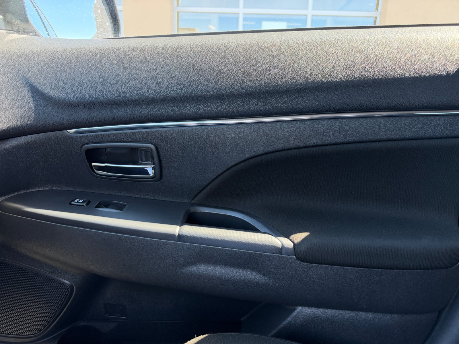 Used 2022 Mitsubishi Outlander Sport ES FWD image 13