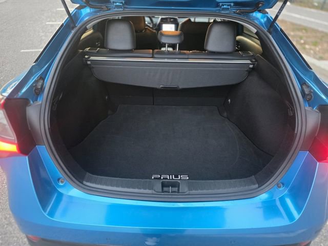 Used 2022 Toyota Prius XLE FWD image 12