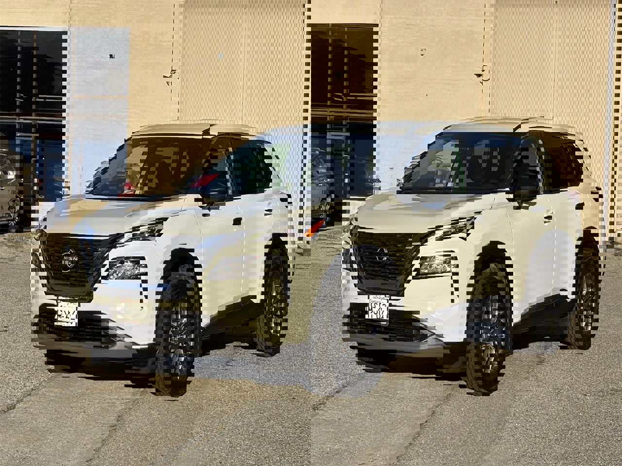 Certified 2023 Nissan Rogue S image 2