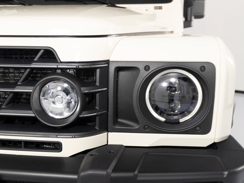 Used 2025 INEOS Grenadier Fieldmaster Edition AWD/4WD image 45