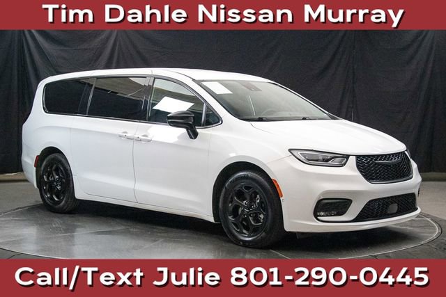 Used 2024 Chrysler Pacifica Select FWD image 1