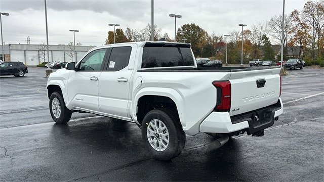 New 2025 Toyota Tacoma SR5 image 5