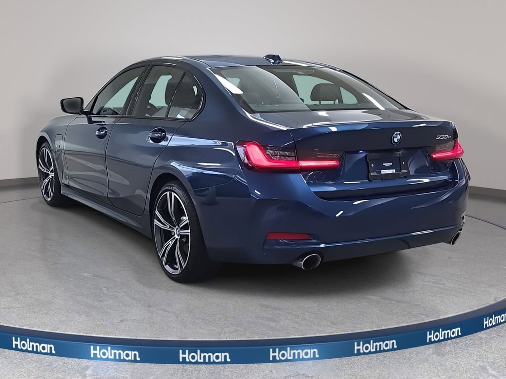Certified 2023 BMW 330e w/ Driving Assistance Package image 9