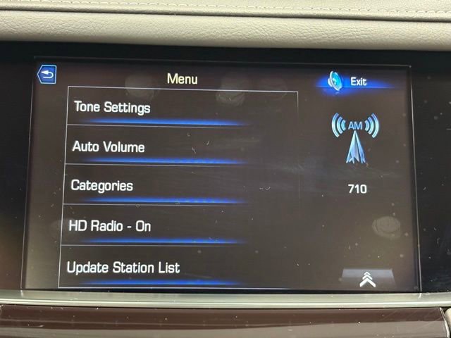 Used 2017 Cadillac XT5 Luxury w/ Driver Awareness Package FWD image 26