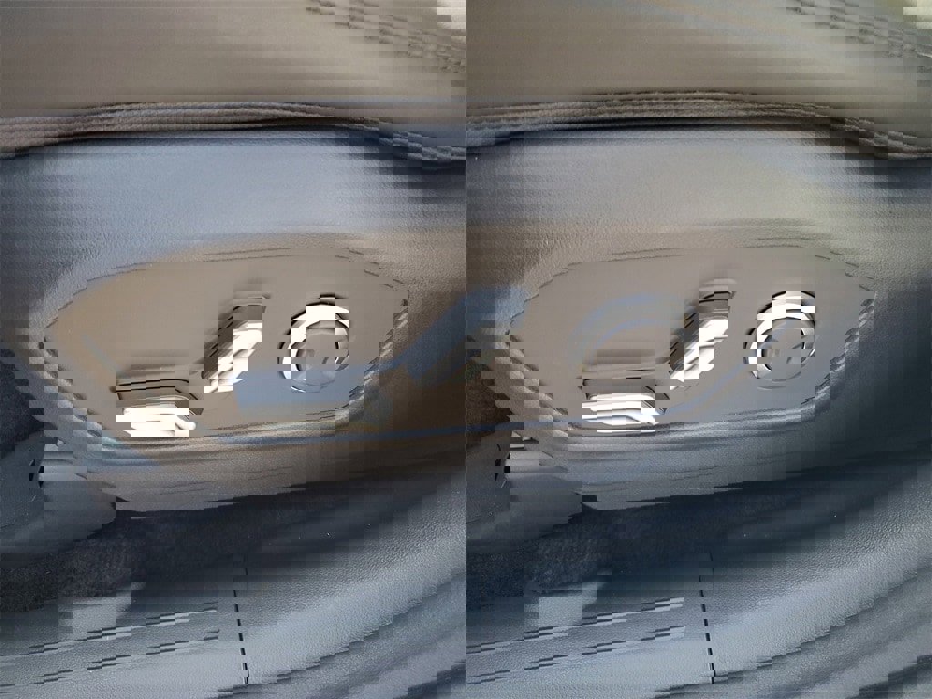 Used 2024 Hyundai Santa Fe XRT image 7