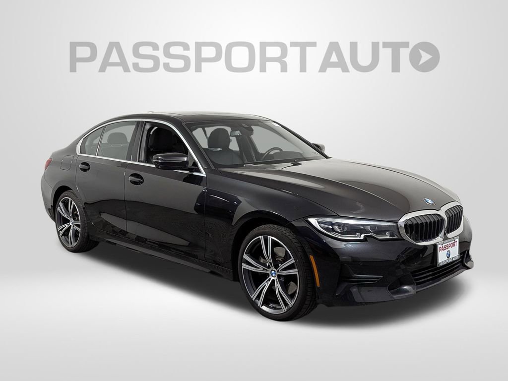 Used 2021 BMW 330i xDrive Sedan w/ Convenience Package image 9