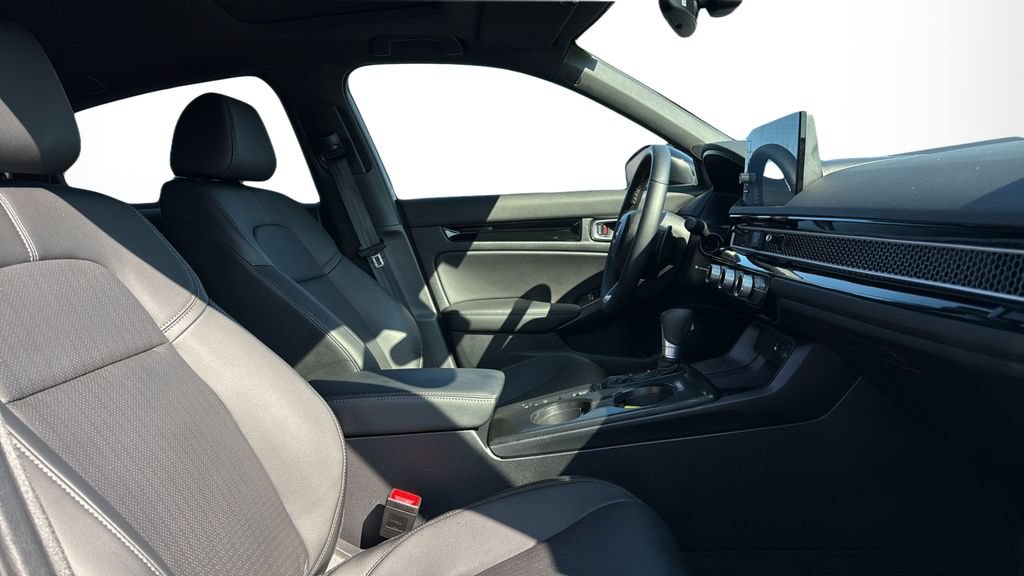 Used 2025 Honda Civic Sport Touring image 8