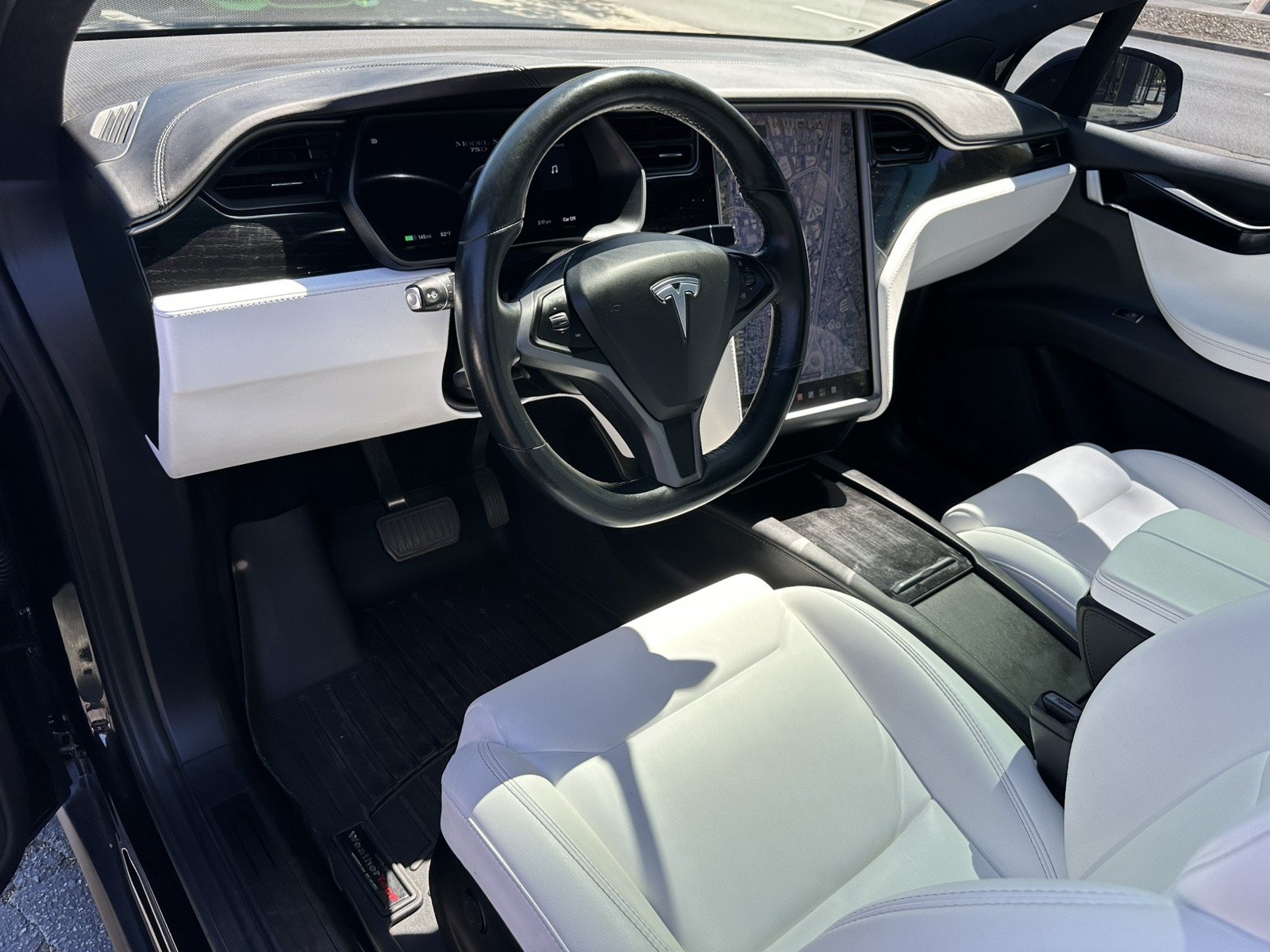 Used 2018 Tesla Model X 75D AWD/4WD image 19