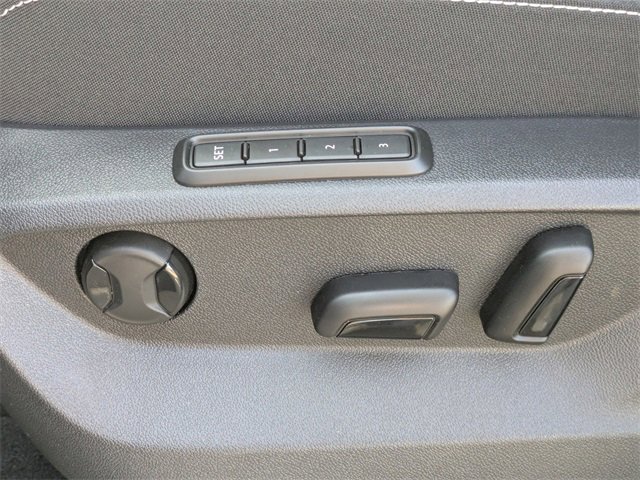 Certified 2025 Volkswagen Atlas Cross Sport SEL image 20