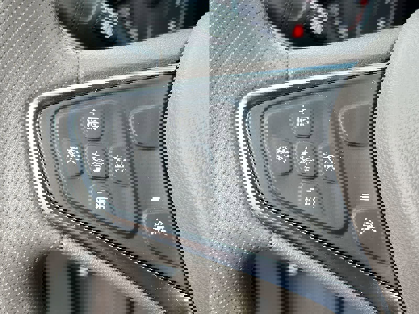 Used 2025 Chevrolet Malibu LT image 23