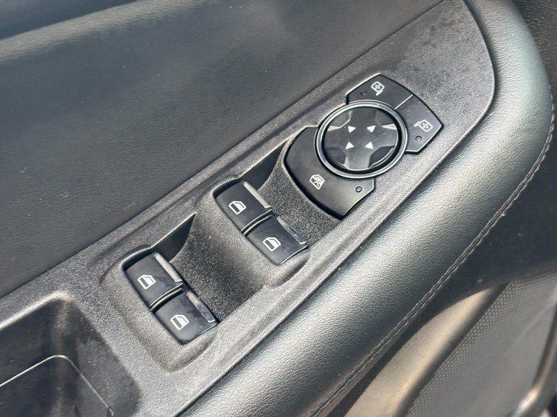 Used 2024 Ford Edge SEL w/ Convenience Package image 16