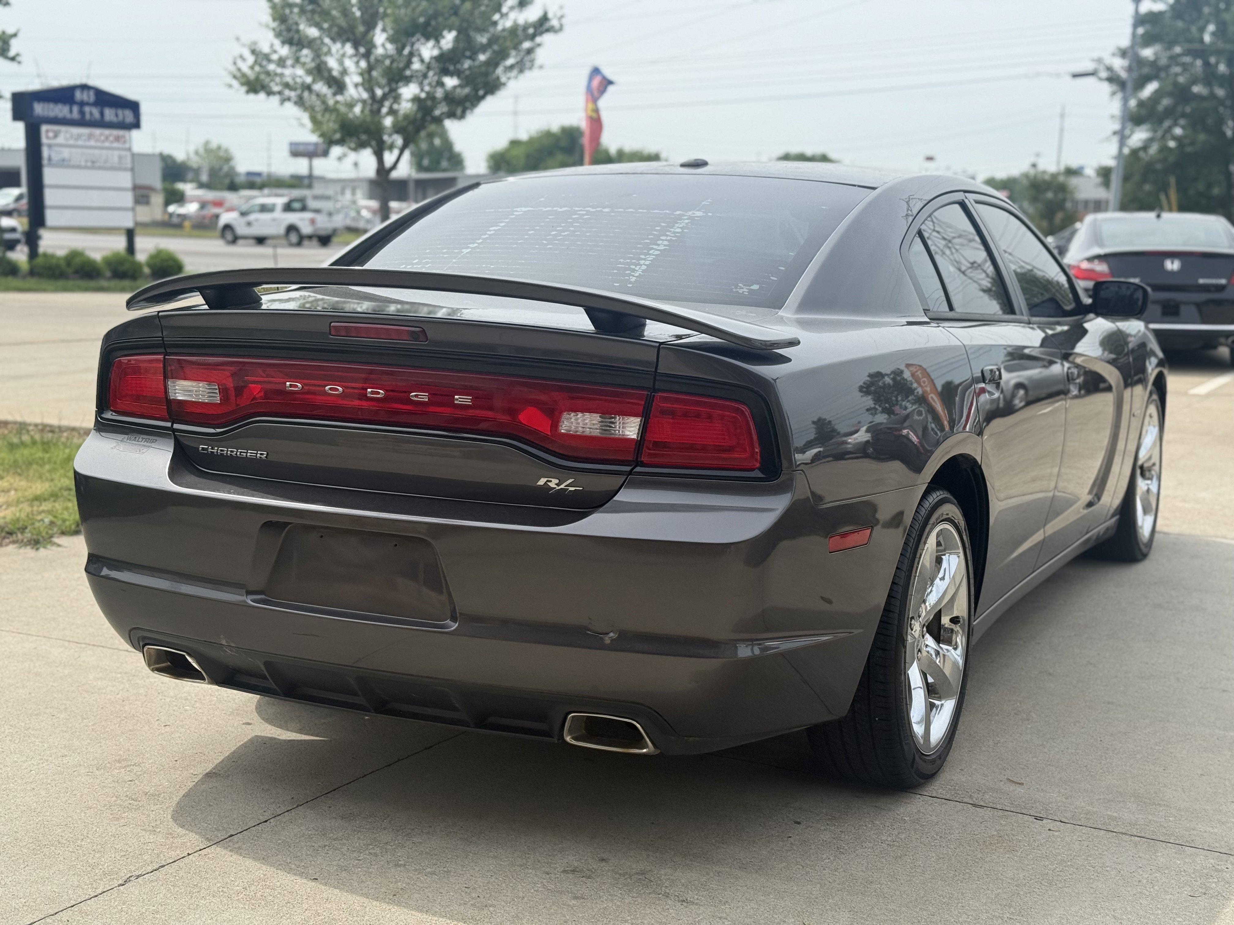 Used 2014 Dodge Charger R/T w/ Wheels & Tunes Group RWD image 7