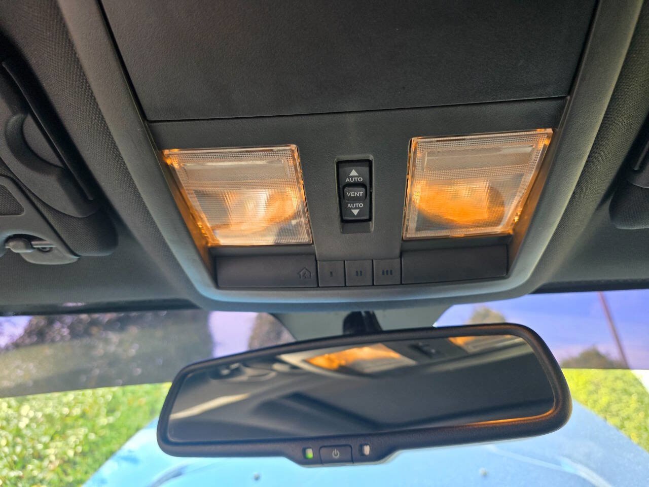 Used 2010 Dodge Challenger R/T image 21