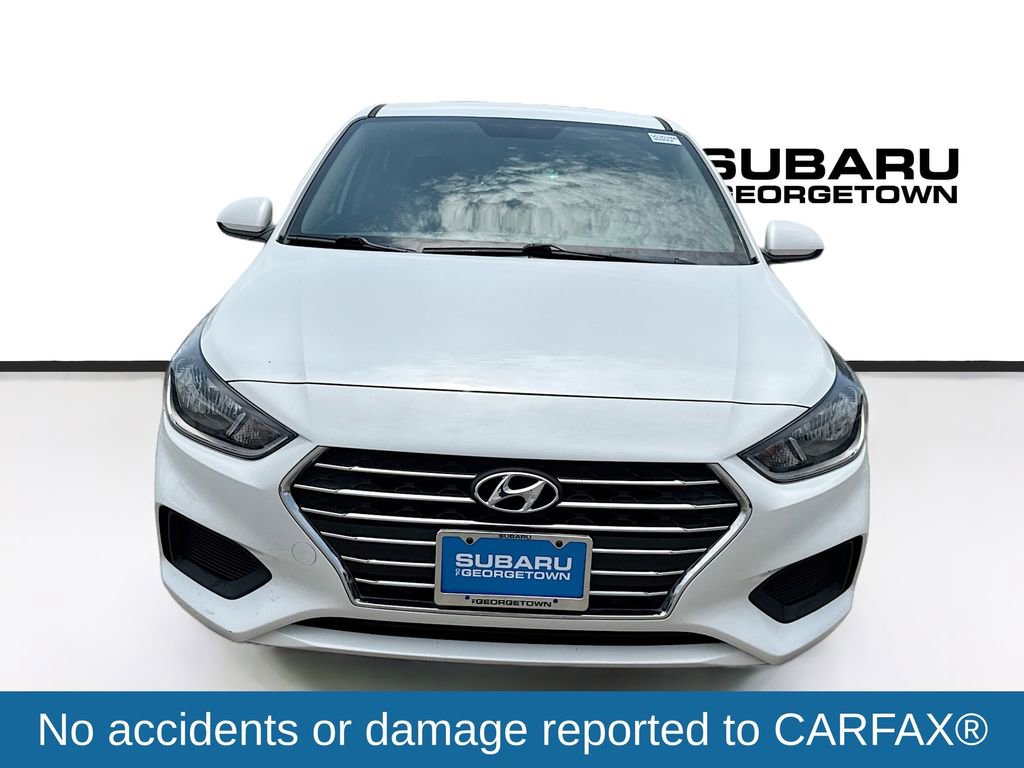 Used 2021 Hyundai Accent SE FWD image 2