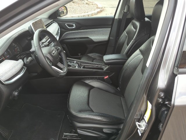 Certified 2022 Jeep Compass Latitude image 16