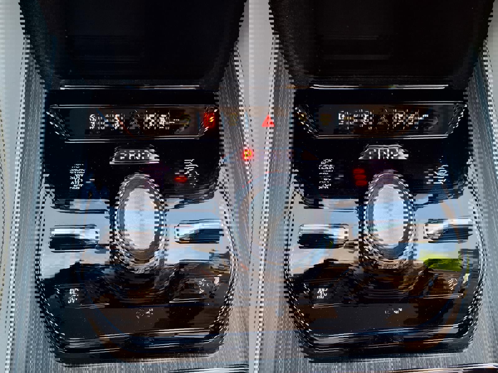 Certified 2023 Jeep Wagoneer Series III w/ Preferred Equipment Group image 7