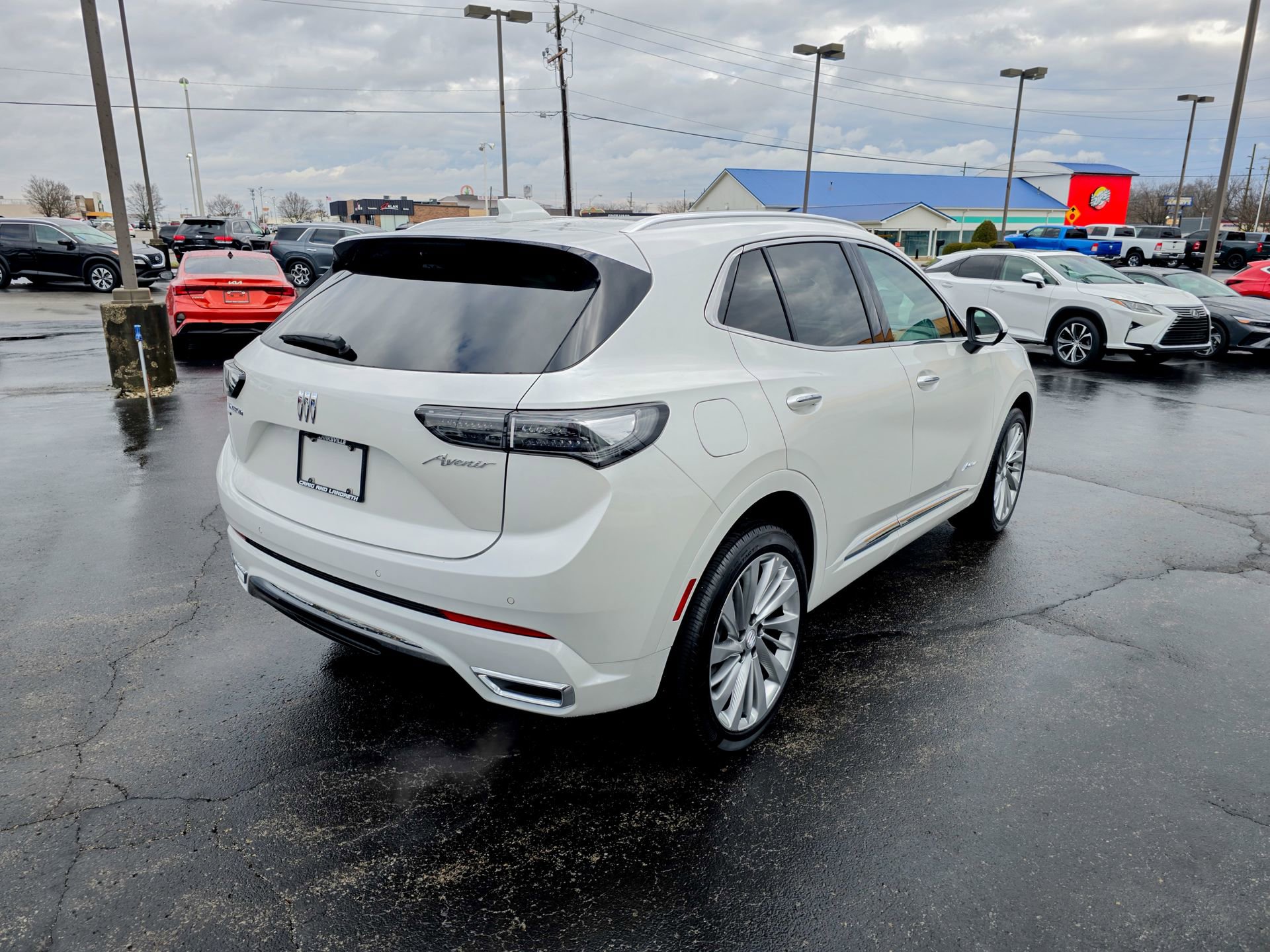 Used 2024 Buick Envision Avenir image 25