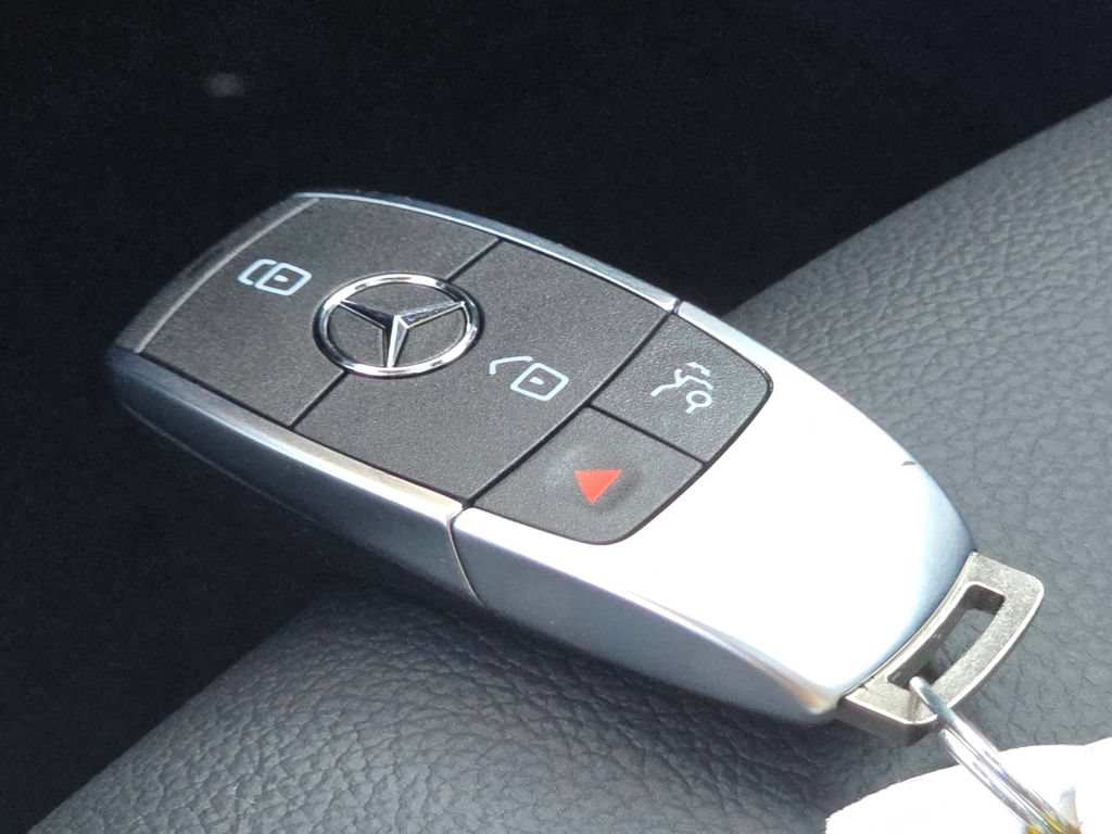 New 2026 Mercedes-Benz GLA 250 4MATIC image 38