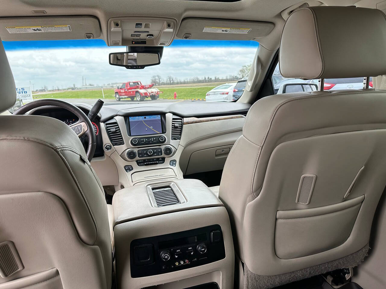Used 2015 GMC Yukon XL Denali w/ Premium Package AWD/4WD image 16