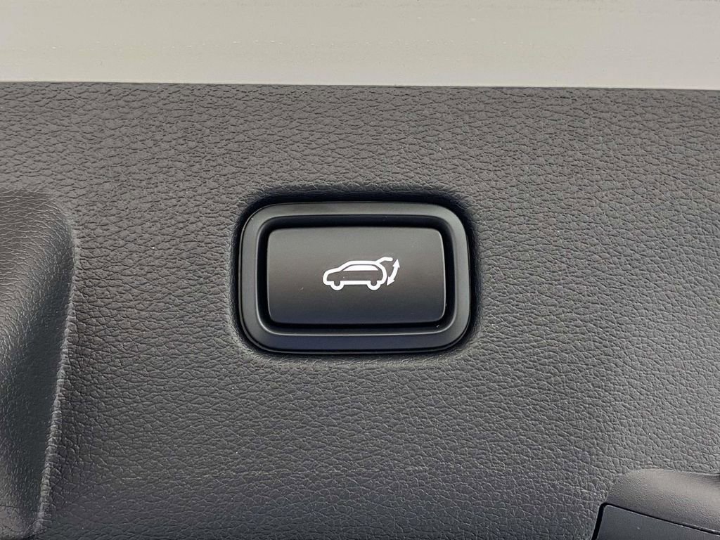 Used 2026 Kia Sportage EX w/ EX Panorama Roof Package image 10