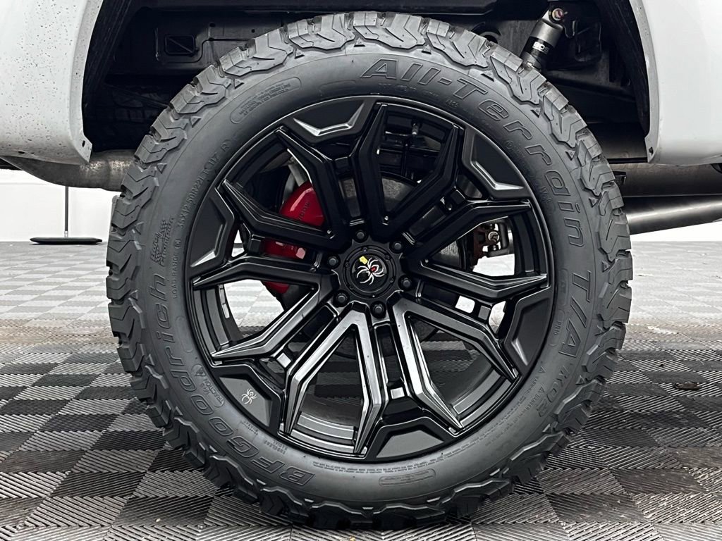 New 2025 Ford F150 XLT w/ Equipment Group 303A High image 14