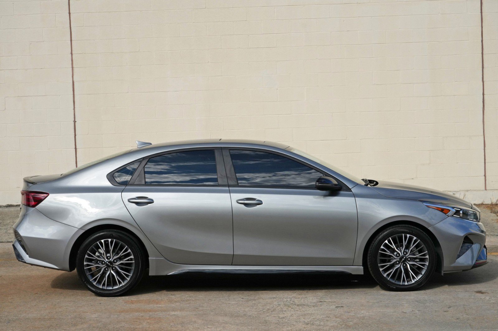 Used 2024 Kia Forte GT-Line w/ GT-Line Premium Package FWD image 49