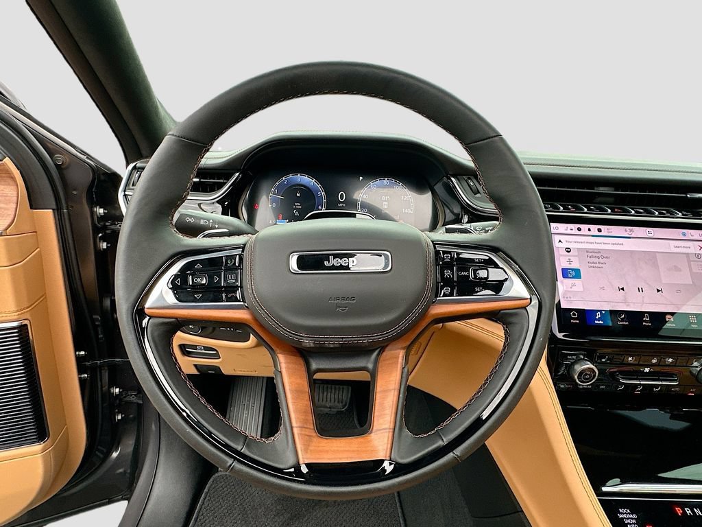 New 2025 Jeep Grand Cherokee Summit AWD/4WD image 11