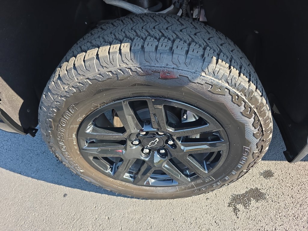 Used 2026 Chevrolet Silverado 1500 LT Trail Boss w/ LT Trail Boss Premium Package AWD/4WD image 10