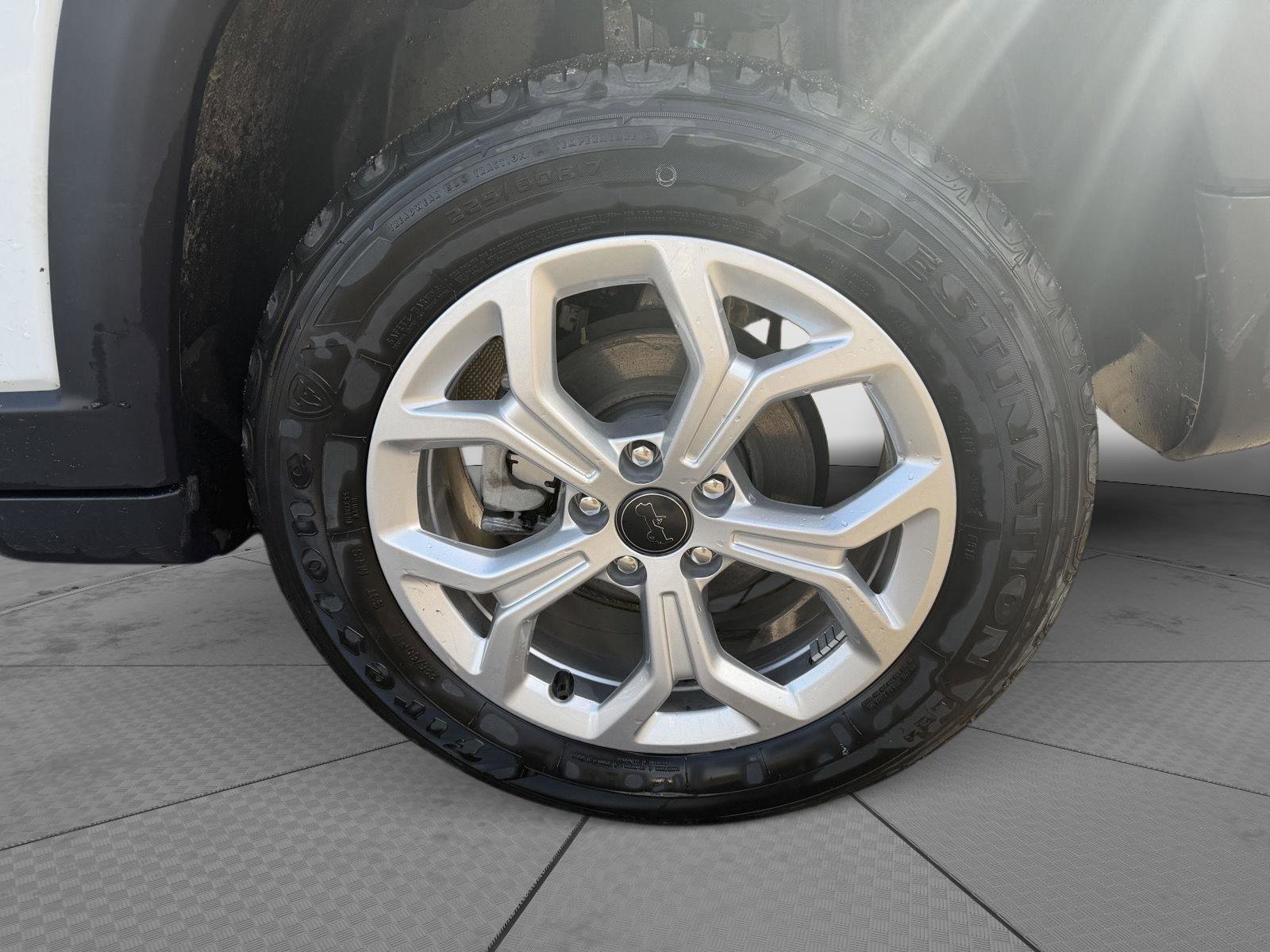 Used 2025 Jeep Compass Latitude image 4