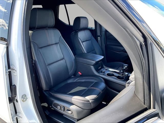 Used 2023 Chevrolet Traverse RS AWD/4WD image 11