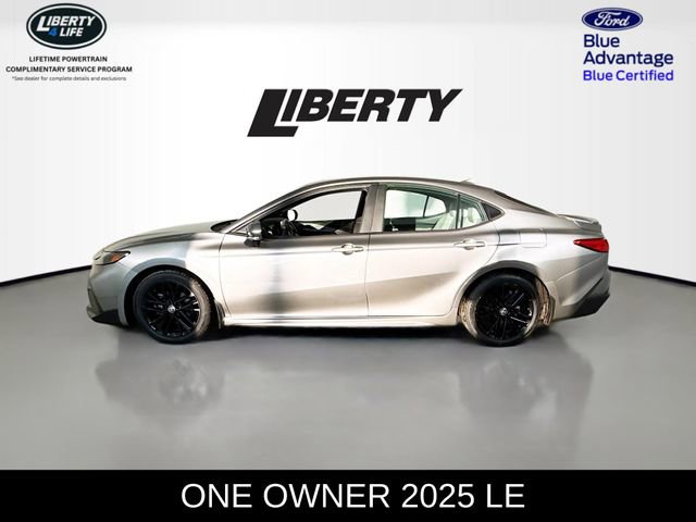 Used 2025 Toyota Camry LE image 4