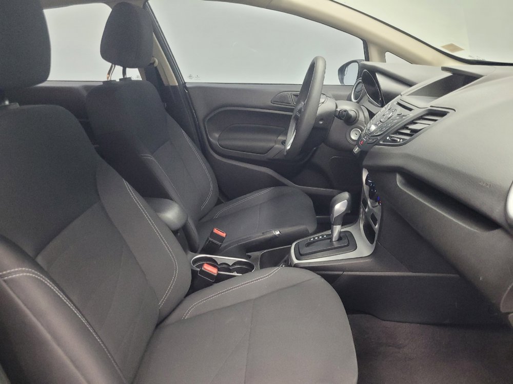 Used 2019 Ford Fiesta SE image 21