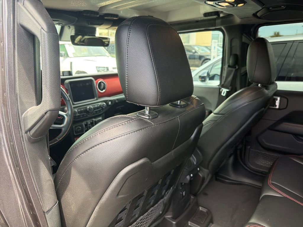 Used 2021 Jeep Wrangler Unlimited Rubicon AWD/4WD image 18