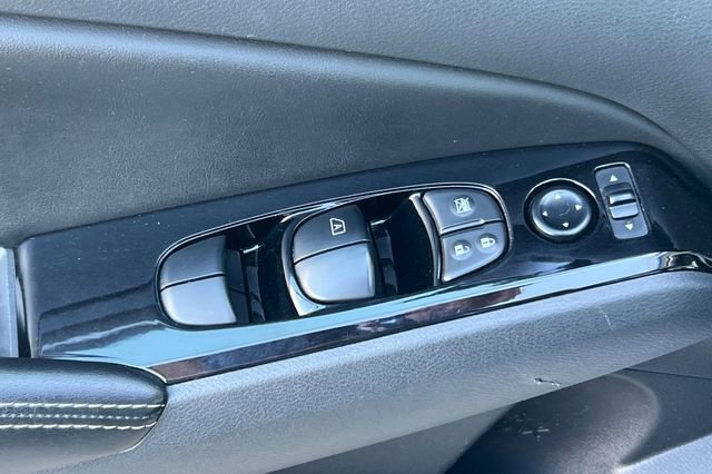 Used 2023 Nissan Altima 2.5 SV image 12