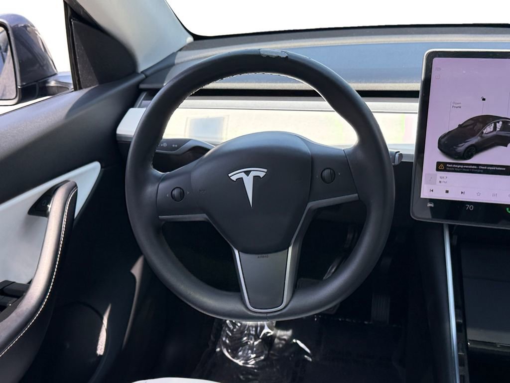 Used 2021 Tesla Model Y Long Range AWD/4WD image 11