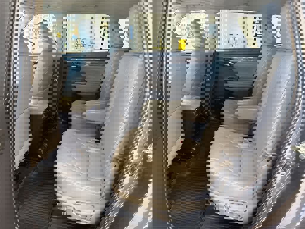 Used 2023 Toyota Highlander Limited image 21