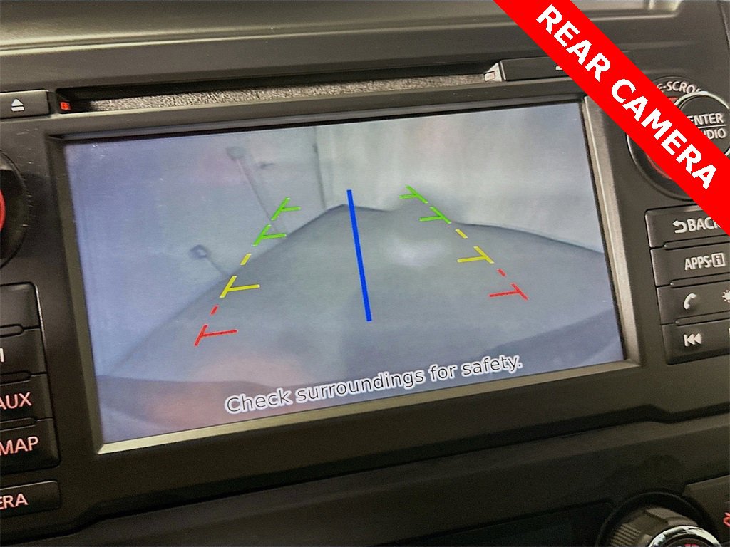 Used 2018 Nissan Titan SV w/ SV Convenience Package image 15