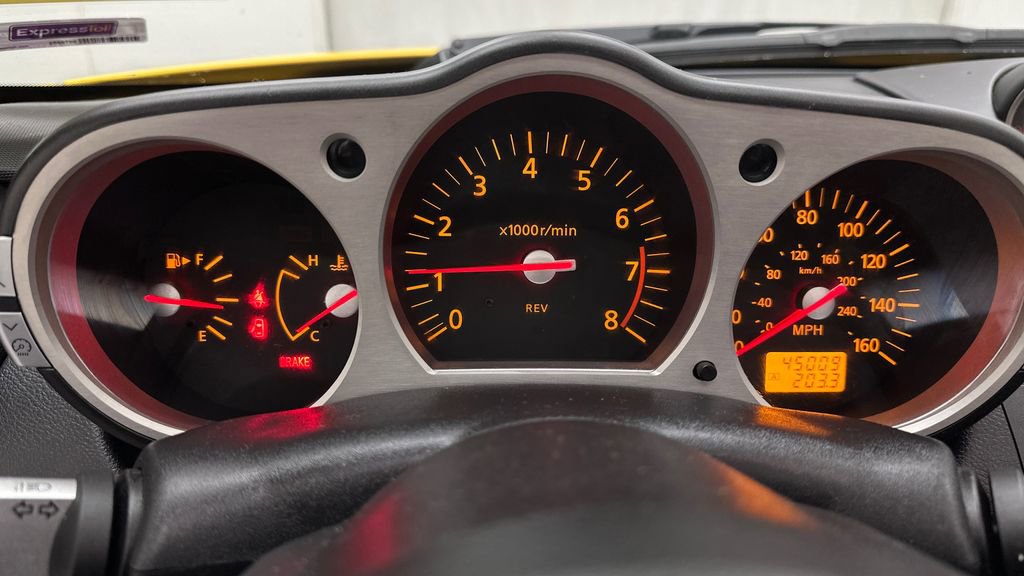 Used 2005 Nissan 350Z Touring image 17