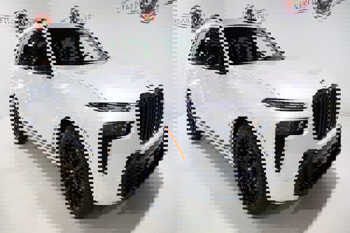 Used 2024 BMW X7 M60i image 23