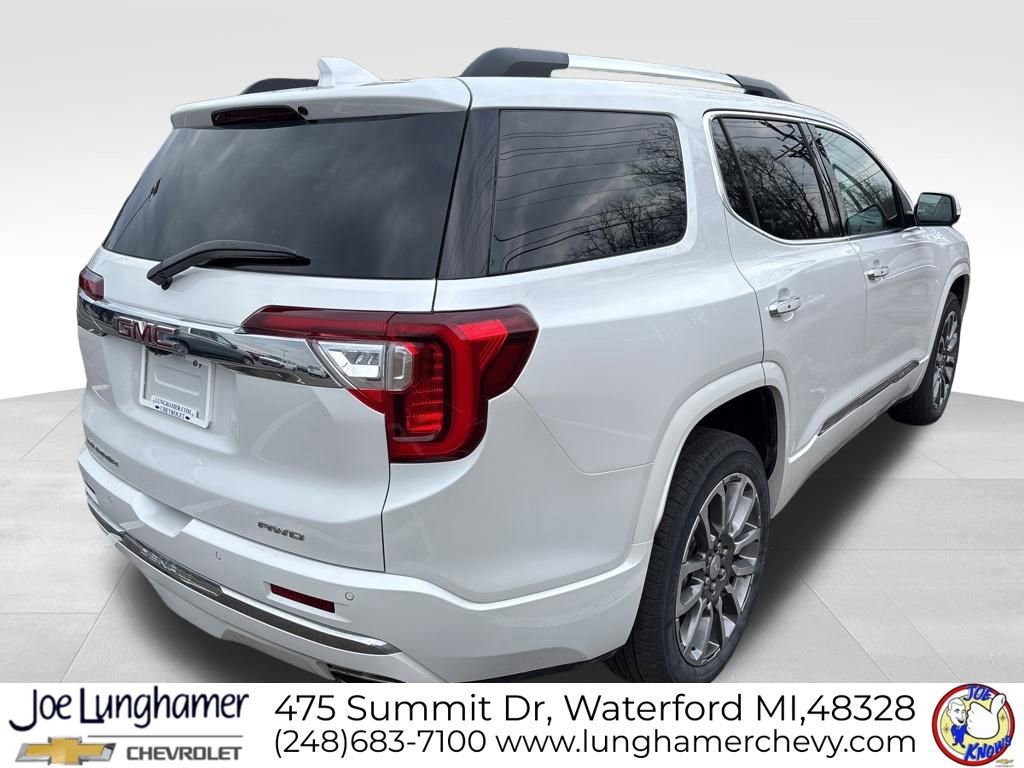Used 2023 GMC Acadia Denali w/ Denali Ultimate Package image 3