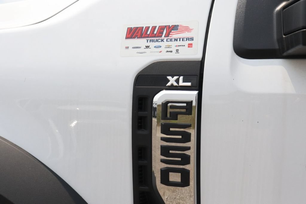 New 2026 Ford F550 2WD Regular Cab Super Duty image 21