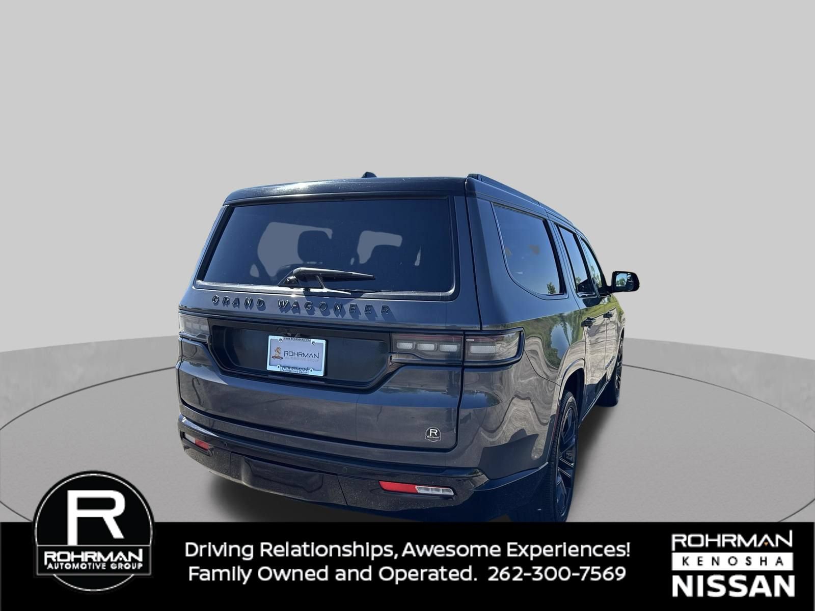 Used 2024 Jeep Grand Wagoneer Series II Obsidian w/ Quick Order Packagew 28T AWD/4WD image 4