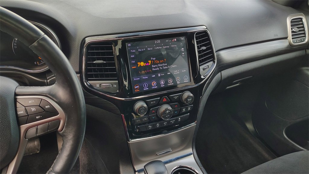 Used 2019 Jeep Grand Cherokee Altitude image 18