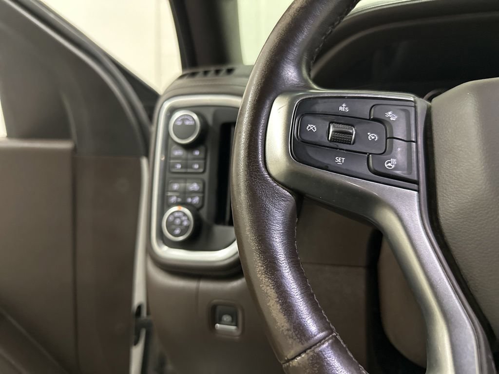 Used 2021 Chevrolet Silverado 1500 LTZ w/ LTZ Premium Package AWD/4WD image 34