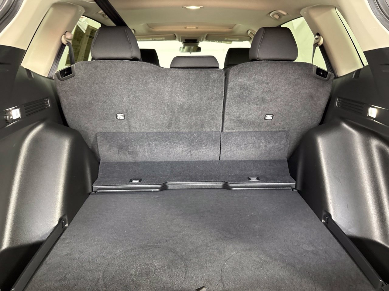 Used 2024 Honda CR-V EX image 25