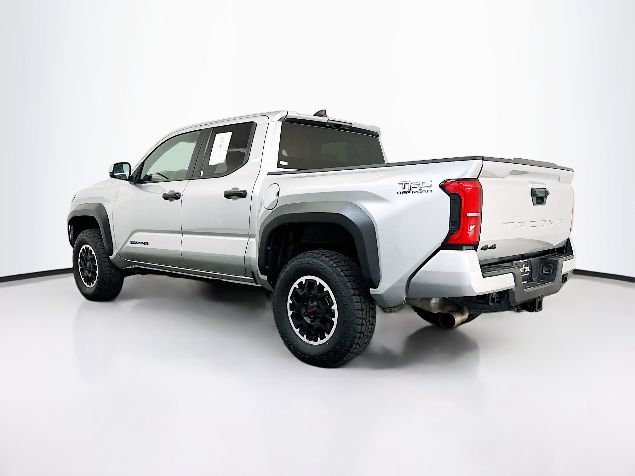 Used 2024 Toyota Tacoma TRD Off-Road image 5