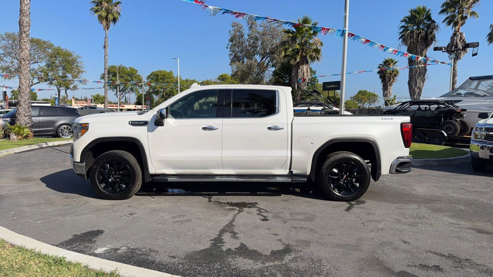 Used 2019 GMC Sierra 1500 SLT w/ SLT Premium Plus Package AWD/4WD image 5