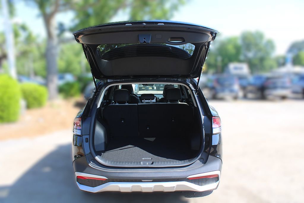 Used 2024 Kia Sportage EX image 9