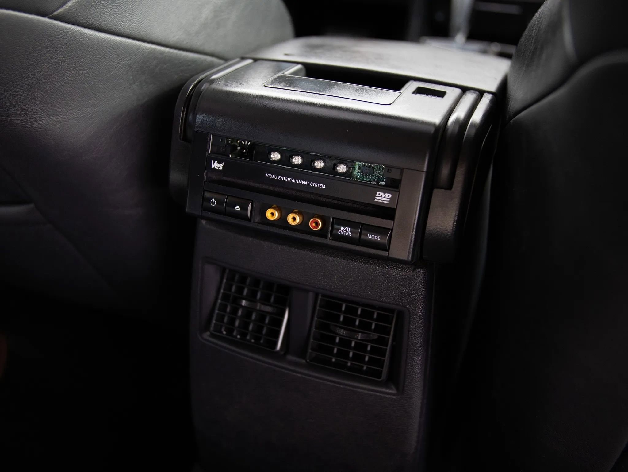 Used 2006 Chrysler 300 SRT8 w/ SRT Option Group II image 24