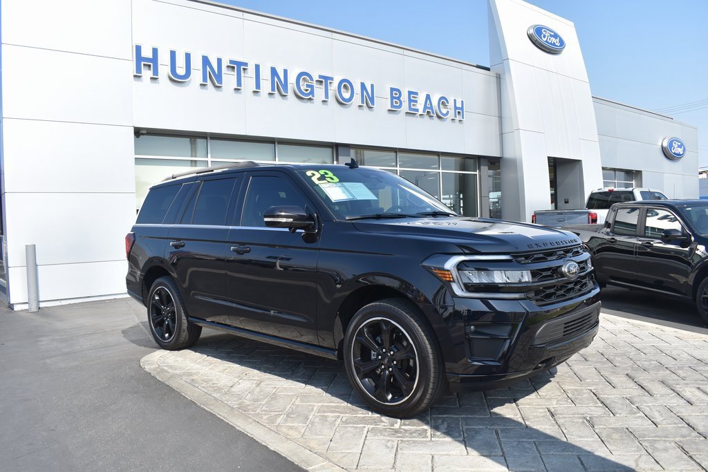 Used 2023 Ford Expedition Limited